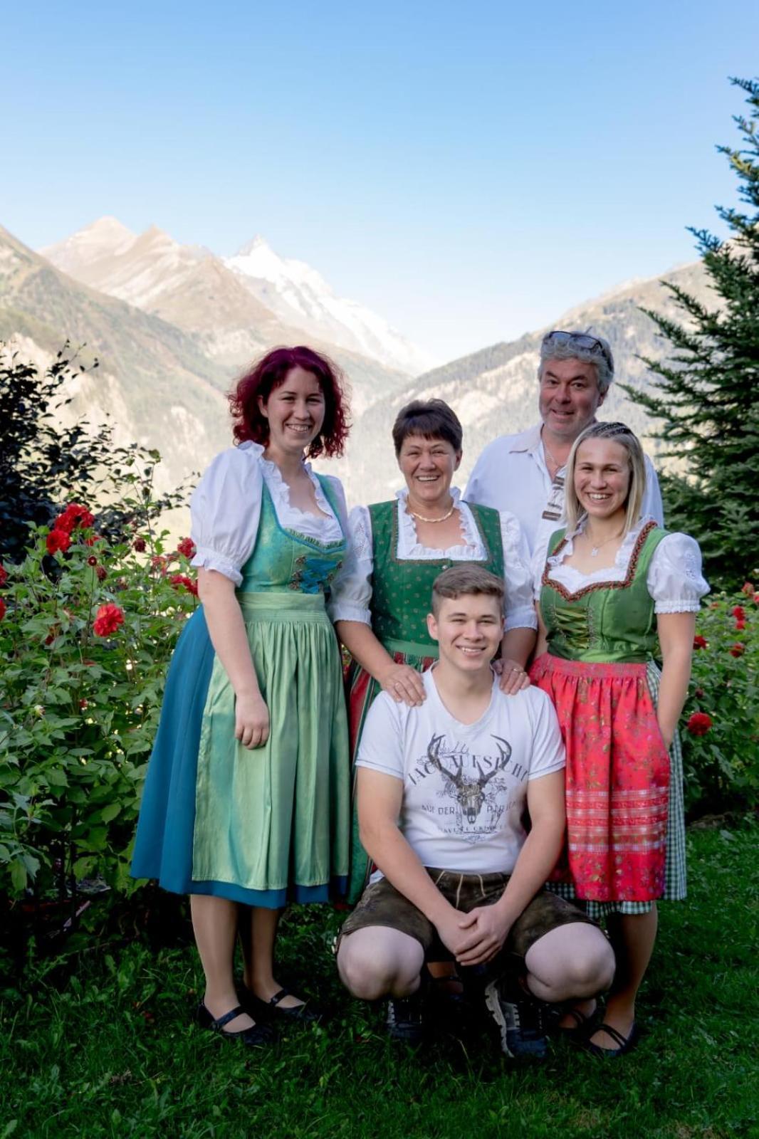 Familienpension Gletscherblick Heiligenblut Exterior foto