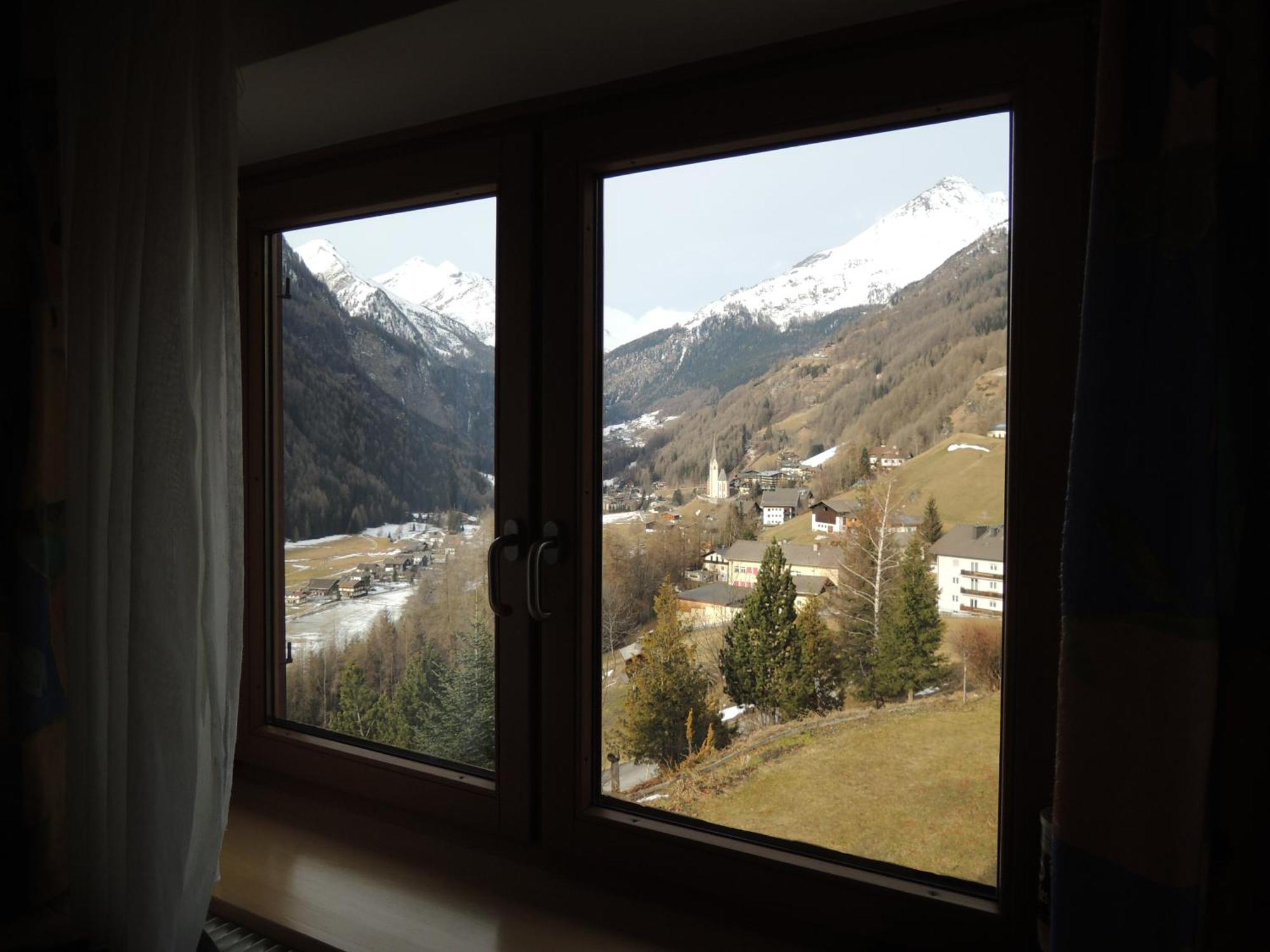 Familienpension Gletscherblick Heiligenblut Exterior foto